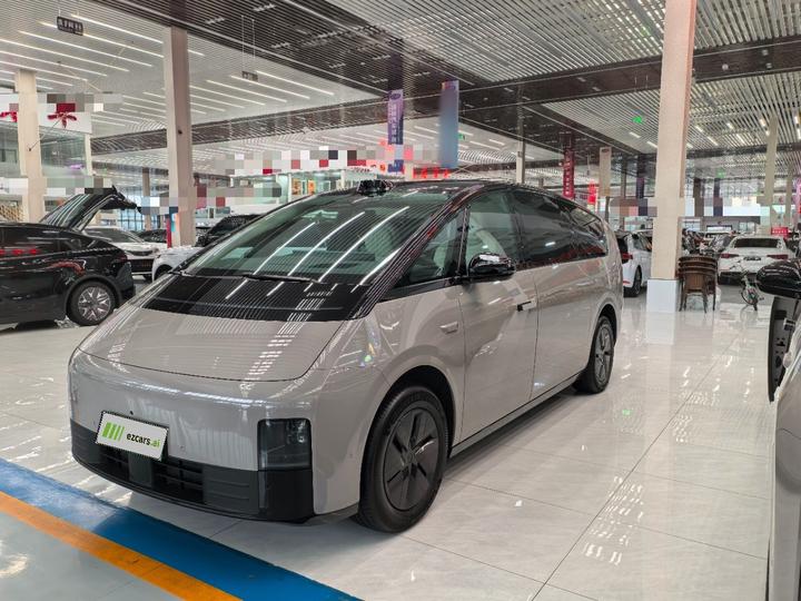 Li MEGA 2024 Ultra