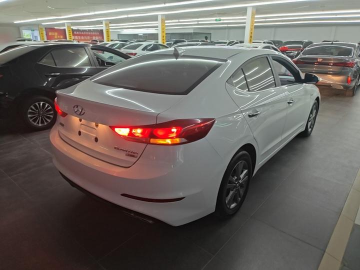 Elantra 2016 1.4T DCT photo 4