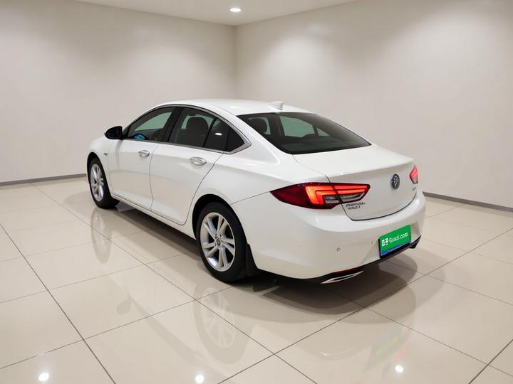 Regal 2021 552T Elite photo 4