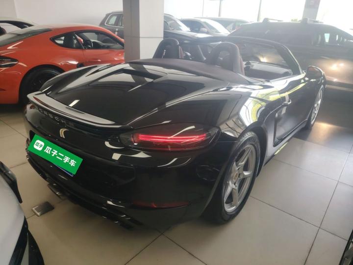 718 2022 Boxster 2.0T photo 4