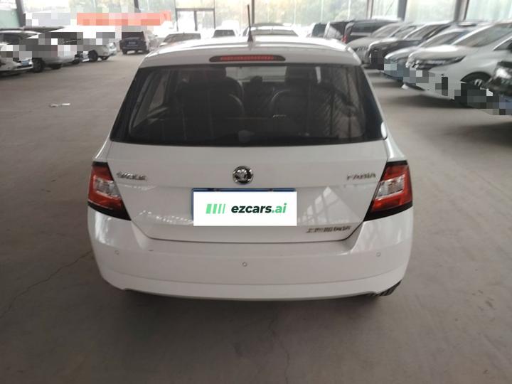 Fabia 2017 1.4L AT photo 3