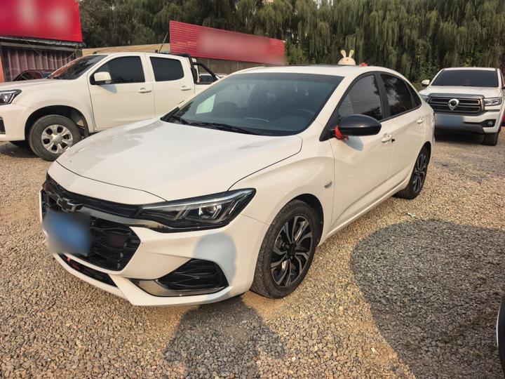 Cruze 2019 RS 330T AT China VI