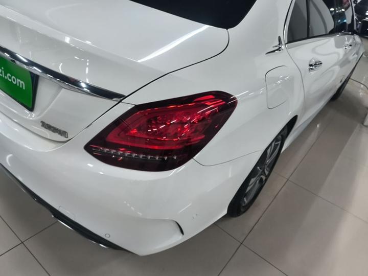 C-Class 2020 C 260 L Sport photo 7