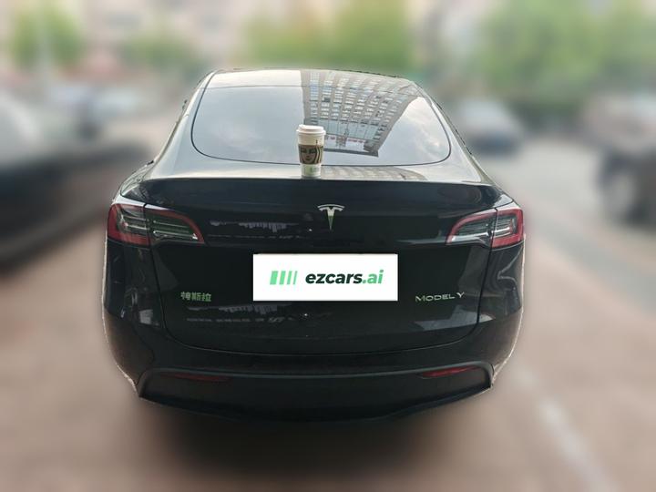 Model Y 2023 RWD photo 5