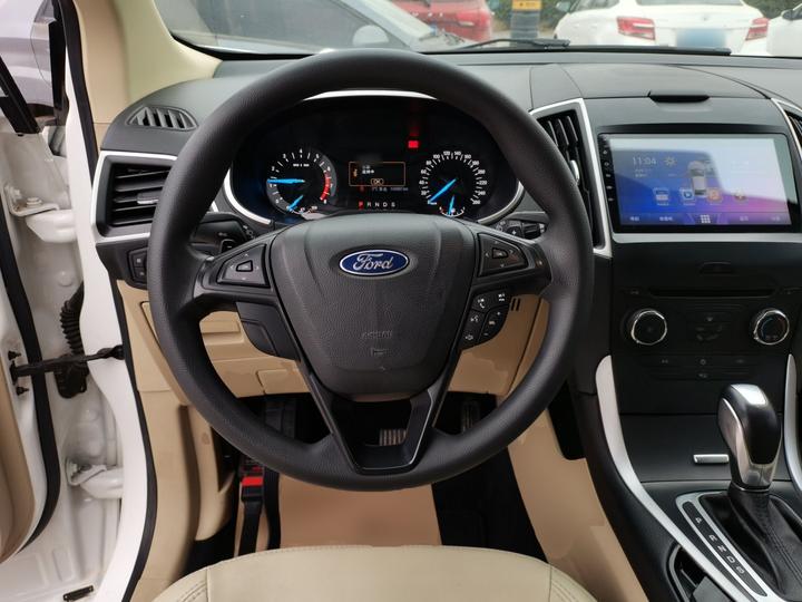 Edge 2016 EcoBoost 245 RWD 5-Seater photo 6