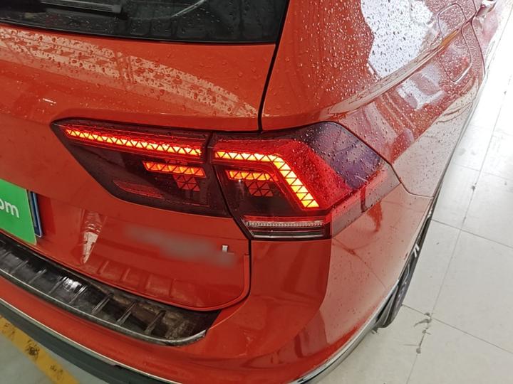 Tiguan L 2018 330TSI AT RWD Flagship photo 7