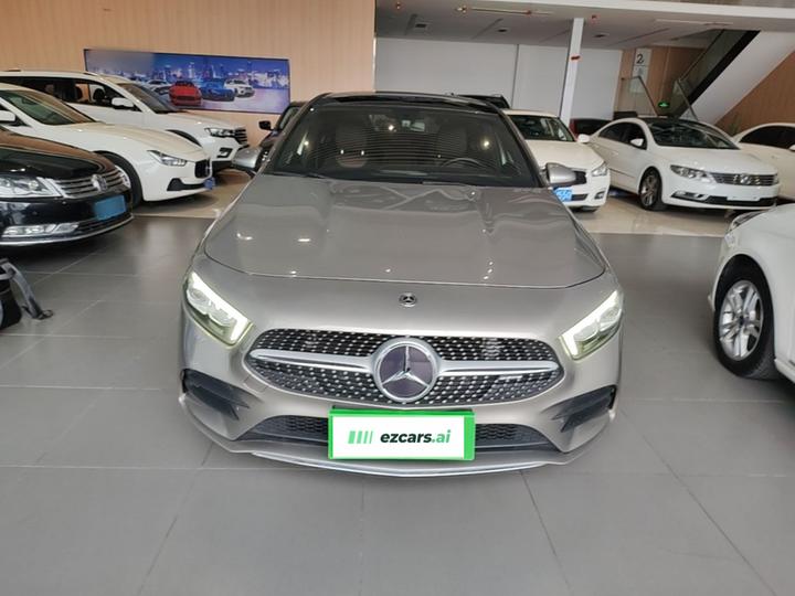 A-Class 2019 Facelift A 200 L Sport photo 2