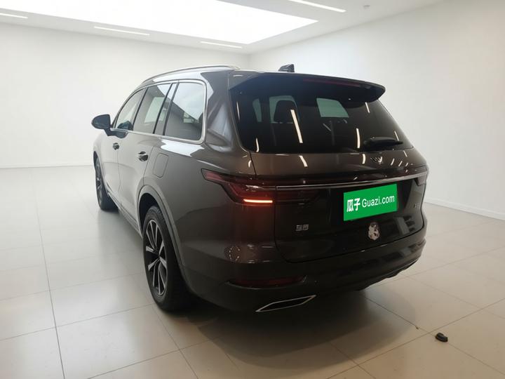 Li Auto ONE 2021 EREV 6-Seater photo 4