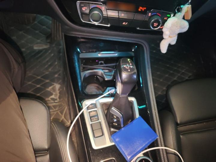 1 Series 2017 118i Design Package photo 6