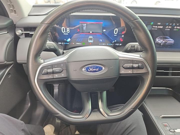 Mondeo 2025 2.0T EcoBoost Luxury photo 6