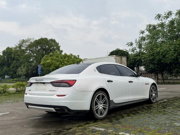 2013 3.8T Standard photo 2
