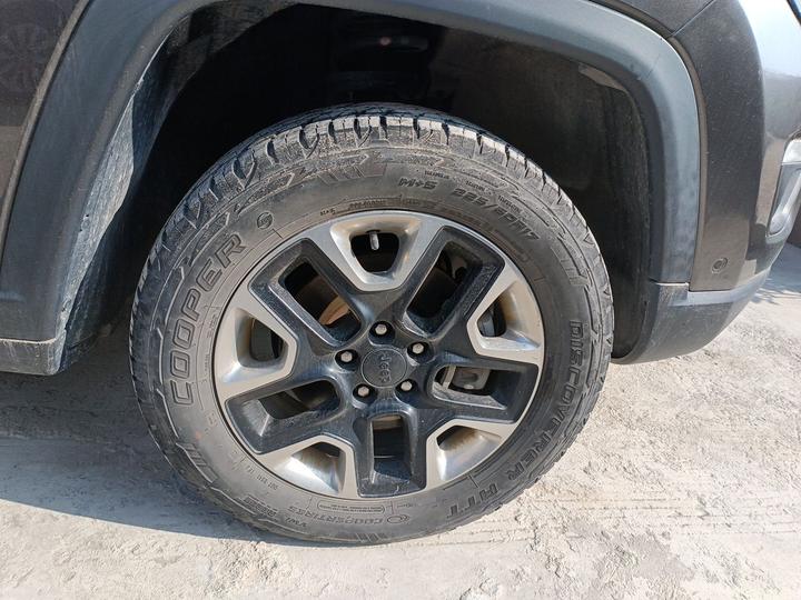 Compass 2017 200TS AT Performance AWD photo 8
