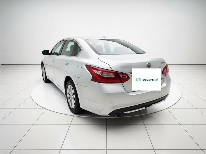 Teana 2016 Facelift 2.0L XL Comfort photo 4