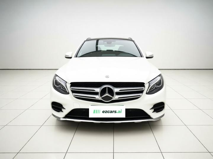 GLC 2017 GLC 260 4MATIC Dynamic photo 2