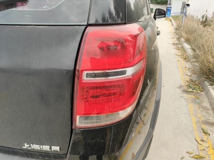 2015 2.4L RWD City 5-Seater photo 7