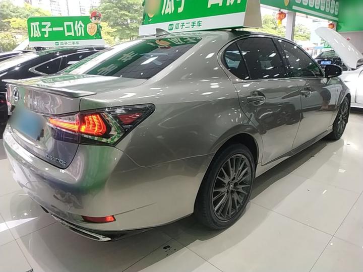 GS 2017 300 F SPORT photo 4