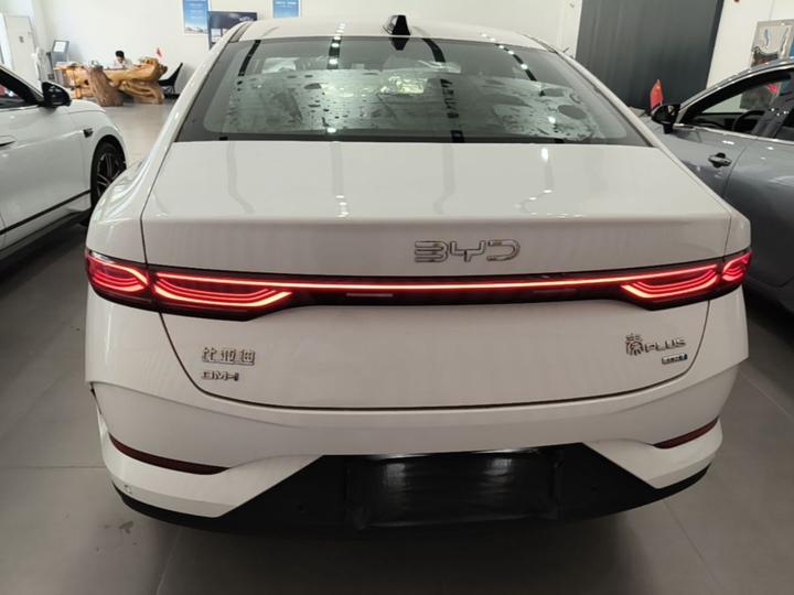 Qin PLUS 2025 DM-i ADAS 120KM photo 5