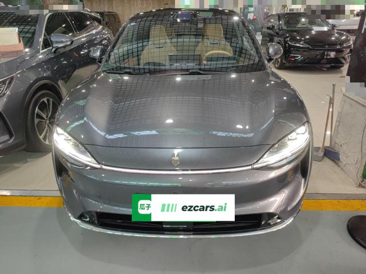 HIMA Luxeed R7 2026 EREV Ultra 192-Line LiDAR photo 2
