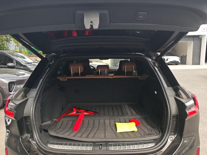 ES6 2020 610KM Performance photo 8