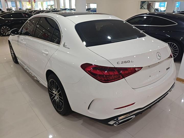 C-Class 2025 Facelift C 260 L Sport photo 4