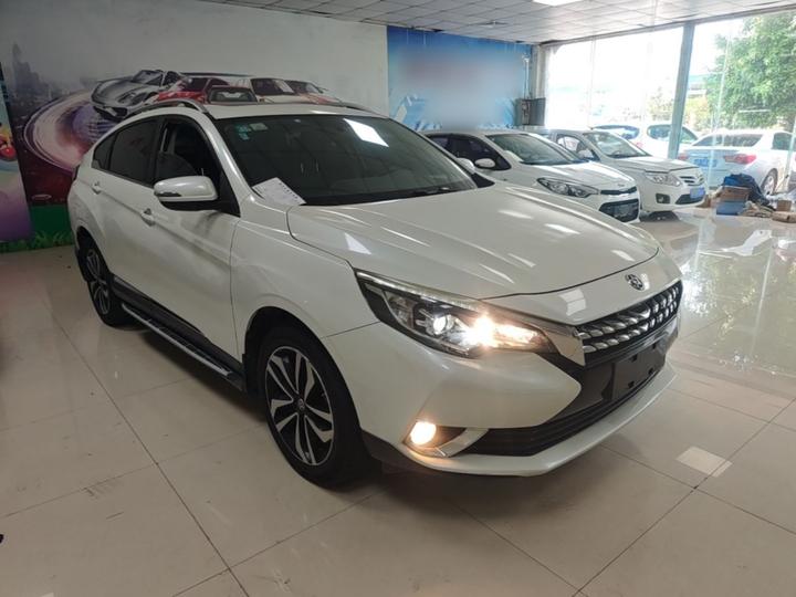 T90 2018 2.0L CVT Connected China VI photo 3