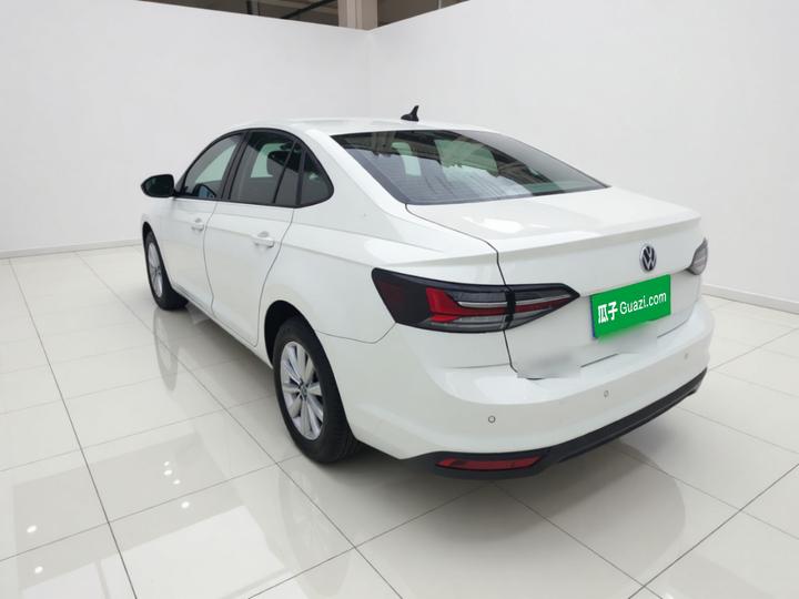 Lavida 2023 1.5L AT photo 4