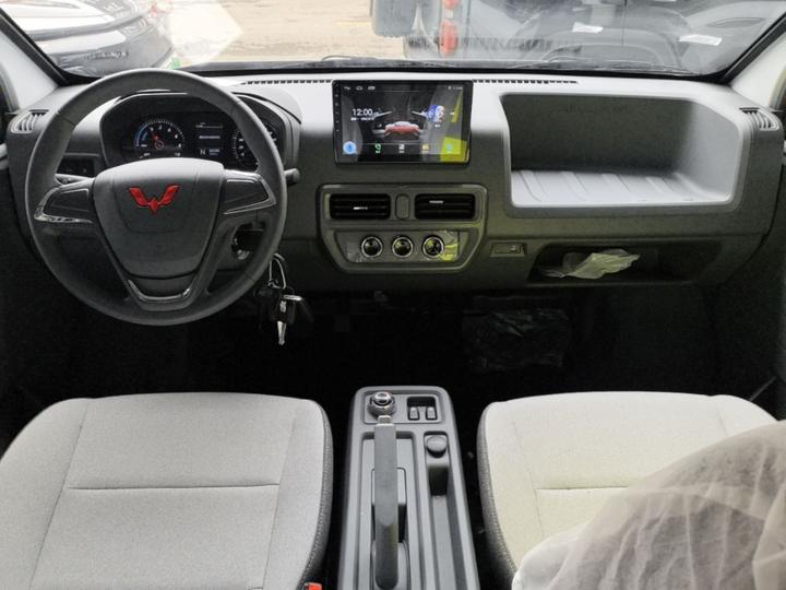 Wuling 2026 330km Bus Comfort photo 5