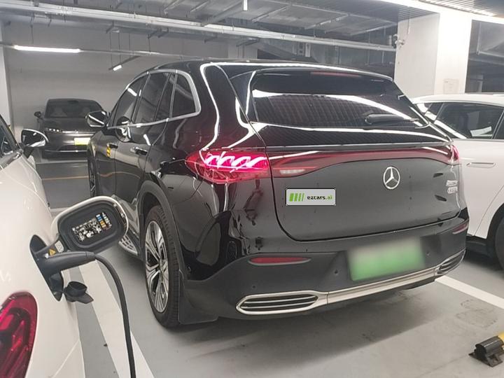 EQE SUV 2023 350 4MATIC Luxury photo 4