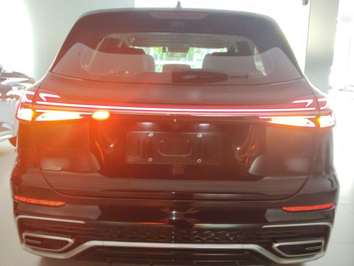 HS5 2023 2.0T AWD Pro photo 3