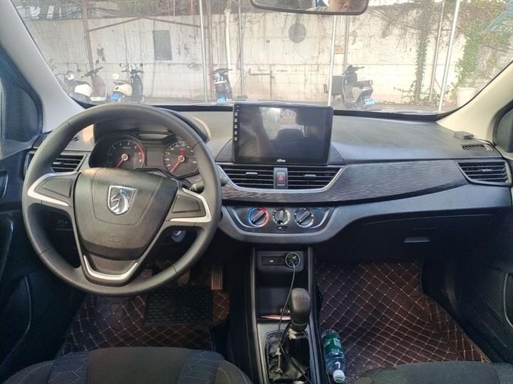 310 2016 1.2L MT Comfort photo 6