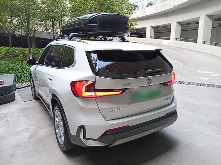 iX1 2023 eDrive25L X Design Package photo 4