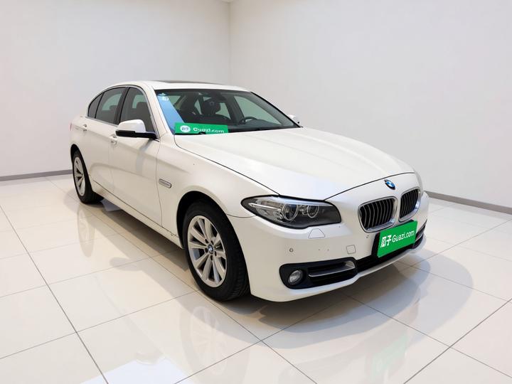 5 Series 2017 520Li photo 3