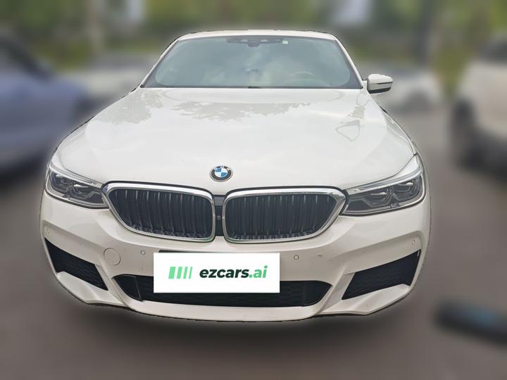 6 SeriesGT 2018 630i M Sport Package photo 2