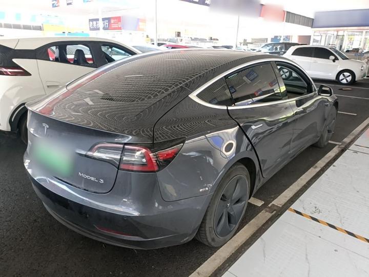 Model 3 2020 Standard Range RWD Upgraded photo 4
