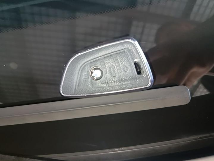 5 Series EV 2019 Facelift 530Le photo 8
