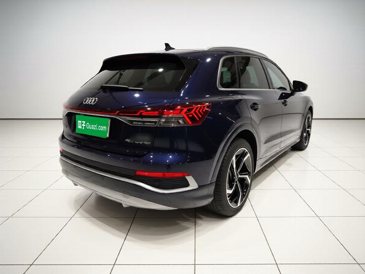Q4 e-tron 2023 40 e-tron photo 6