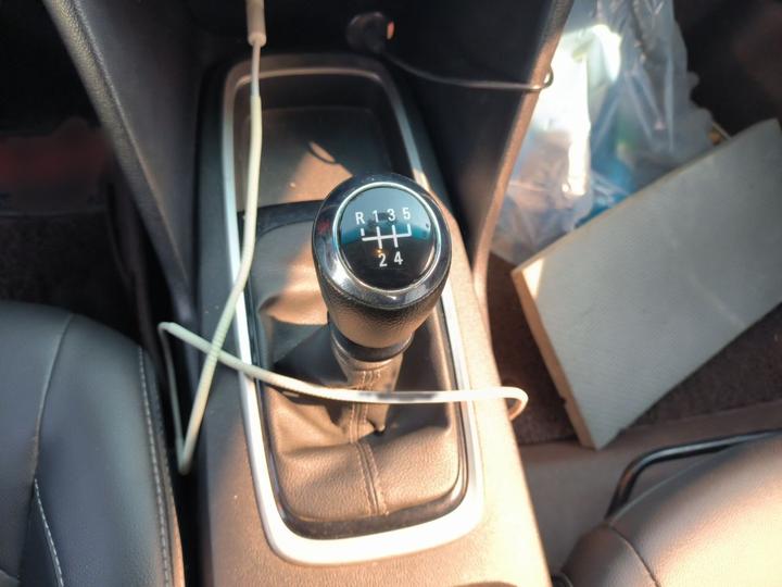 Cavalier 2019 320 MT photo 6