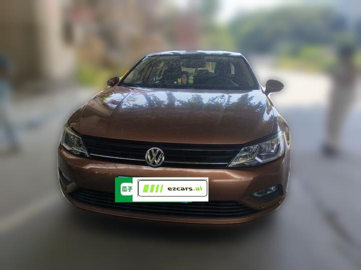 Lamando 2017 230TSI DSG photo 2