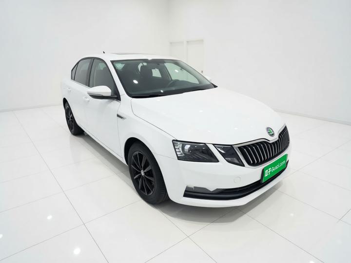 Octavia 2018 1.6L AT Comfort photo 3