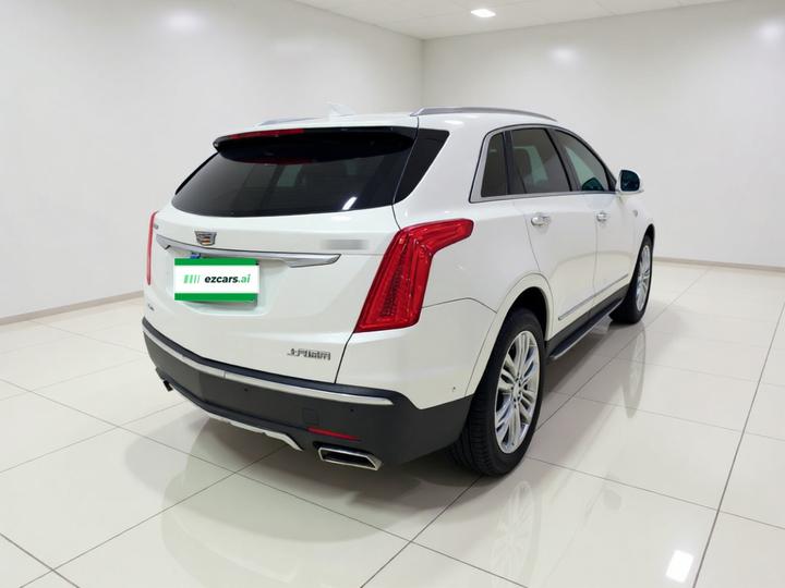 XT5 2017 28T AWD Leading photo 6