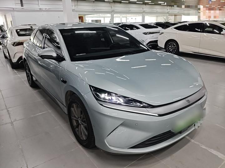 Qin L 2025 EV 470KM Leading photo 3