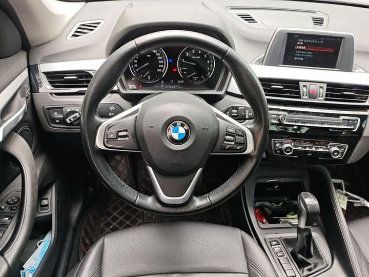 X1 2019 sDrive20Li Leading photo 6