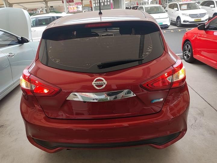 Tiida 2020 1.6L CVT photo 3