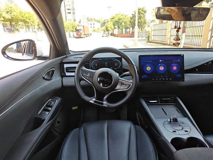Seal 06 EV 2024 DM-i 80KM Premium photo 3