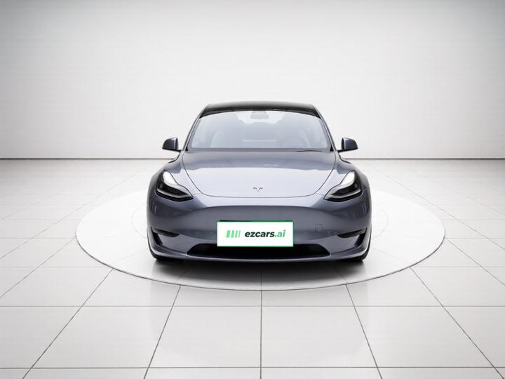 Model Y 2022 RWD photo 2
