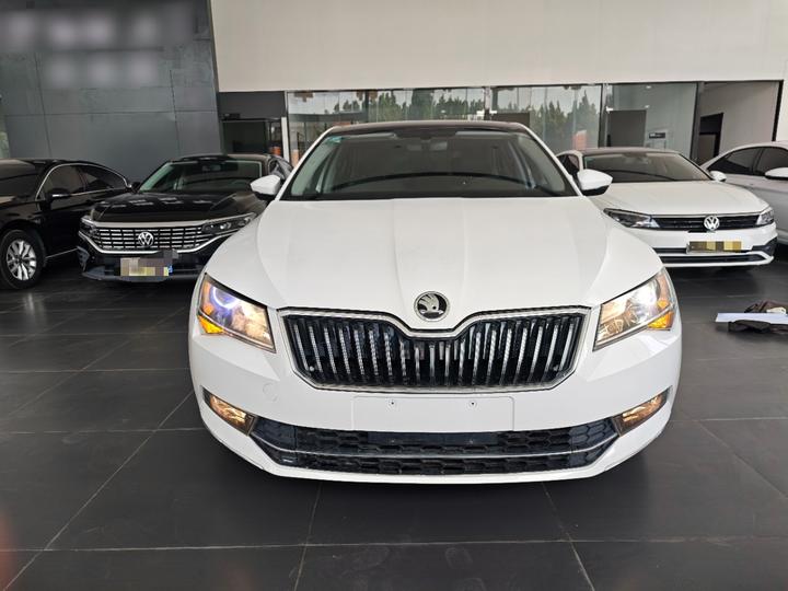 Superb 2018 TSI280 DSG Comfort China V photo 2