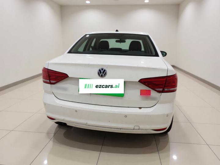 Lavida 2017 1.6L MT photo 3