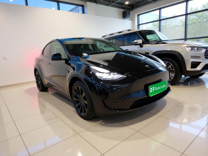 Model Y 2022 Facelift RWD photo 3