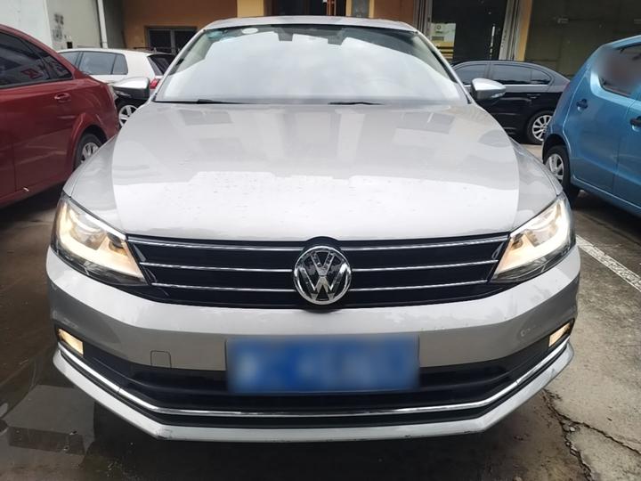 Sagitar 2017 230TSI AT Comfort photo 2