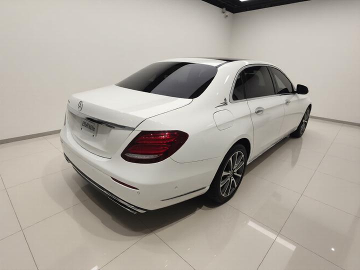 E-Class 2018 Facelift E 300 L Luxury photo 4